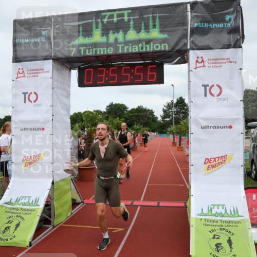 15.06.2025 - 7 Türme Triathlon Michael Strokosch http://msf.ph/oto/7970369 15.06.2025 13:55:56 Ziel 455, 475, 760, 879, 935, 1064, 1070, 1175 meine-sportfotos.de
