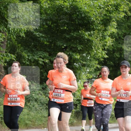 15.06.2025 - REWE Women's Run Jannik Wohlers http://msf.ph/oto/7970396 15.06.2025 10:05:26 Laufen 5114, 5453, 5250, 5175 meine-sportfotos.de