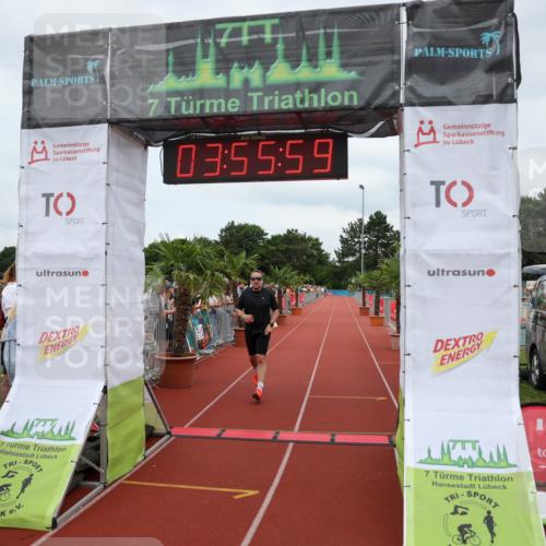 15.06.2025 - 7 Türme Triathlon Michael Strokosch http://msf.ph/oto/7970401 15.06.2025 13:55:59 Ziel 760, 1064, 1070, 1175 meine-sportfotos.de