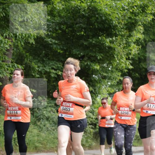 15.06.2025 - REWE Women's Run Jannik Wohlers http://msf.ph/oto/7970404 15.06.2025 10:05:26 Laufen 5114, 5453, 5250, 5175 meine-sportfotos.de
