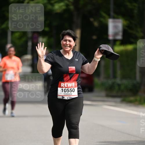 15.06.2025 - REWE Women's Run Dr. Thomas Lammeyer http://msf.ph/oto/7970416 15.06.2025 09:59:33 Laufen 10550 meine-sportfotos.de