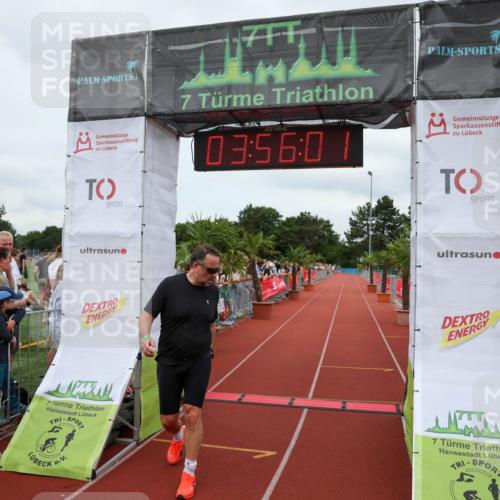 15.06.2025 - 7 Türme Triathlon Michael Strokosch http://msf.ph/oto/7970425 15.06.2025 13:56:01 Ziel 760, 1064, 1070, 1175 meine-sportfotos.de
