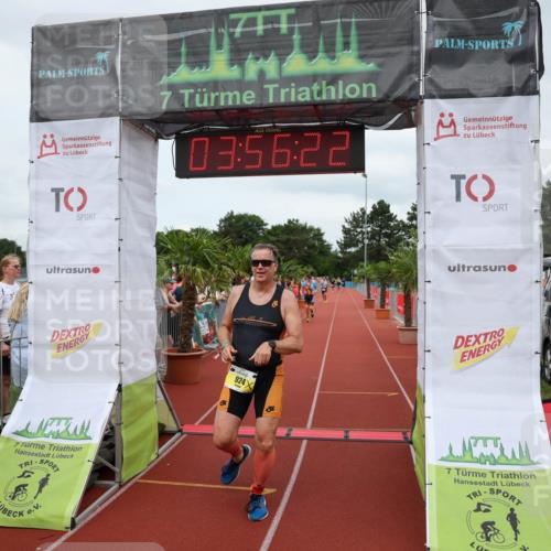 15.06.2025 - 7 Türme Triathlon Michael Strokosch http://msf.ph/oto/7970448 15.06.2025 13:56:22 Ziel 904, 924 meine-sportfotos.de