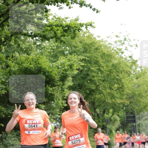 15.06.2025 - REWE Women's Run Jannik Wohlers http://msf.ph/oto/7970451 15.06.2025 10:05:30 Laufen 5641, 5279 meine-sportfotos.de