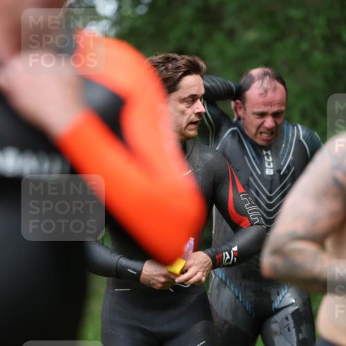 15.06.2025 - 7 Türme Triathlon Michael Strokosch http://msf.ph/oto/7970486 15.06.2025 12:58:05 Schwimmen 192, 704, 717, 773, 775, 798, 853, 956, 974, 1004, 1010, 1052, 1054, 1069, 1106, 1127, 1141, 1162, 1186, 1193 meine-sportfotos.de