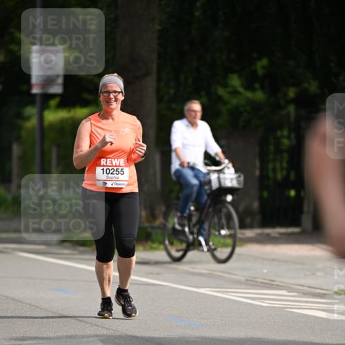 15.06.2025 - REWE Women's Run Dr. Thomas Lammeyer http://msf.ph/oto/7970504 15.06.2025 09:59:37 Laufen 10255 meine-sportfotos.de