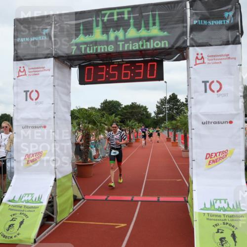 15.06.2025 - 7 Türme Triathlon Michael Strokosch http://msf.ph/oto/7970516 15.06.2025 13:56:30 Ziel 410, 741, 904, 1025 meine-sportfotos.de