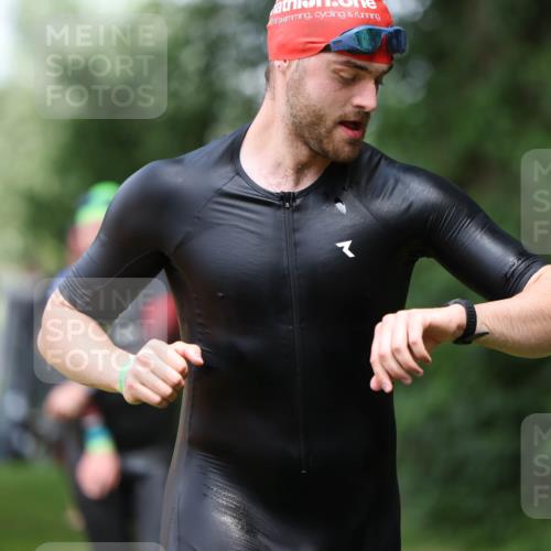 15.06.2025 - 7 Türme Triathlon Michael Strokosch http://msf.ph/oto/7970531 15.06.2025 12:58:09 Schwimmen 192, 704, 717, 773, 775, 795, 798, 853, 956, 974, 1052, 1054, 1069, 1085, 1106, 1127, 1141, 1162, 1186, 1193 meine-sportfotos.de