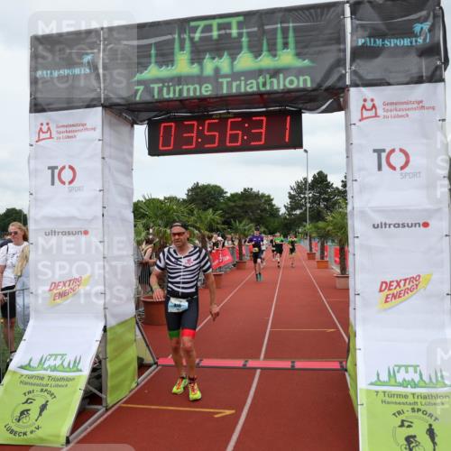 15.06.2025 - 7 Türme Triathlon Michael Strokosch http://msf.ph/oto/7970536 15.06.2025 13:56:31 Ziel 410, 741, 904, 1025 meine-sportfotos.de