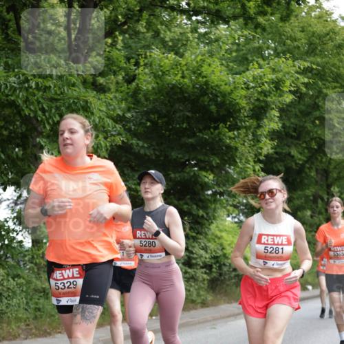 15.06.2025 - REWE Women's Run Jannik Wohlers http://msf.ph/oto/7970542 15.06.2025 10:05:38 Laufen 5329, 5280, 5281 meine-sportfotos.de