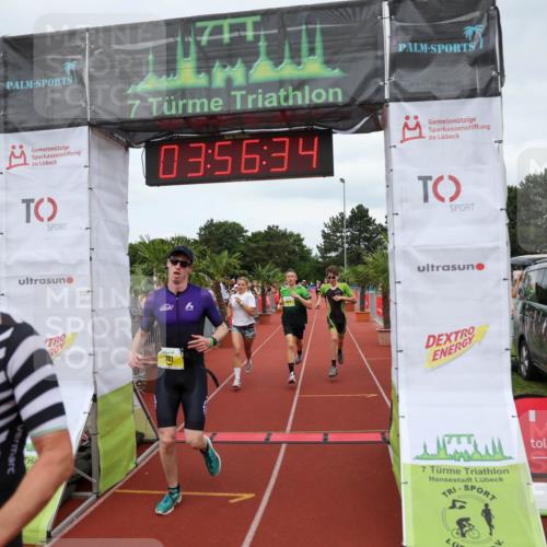 15.06.2025 - 7 Türme Triathlon Michael Strokosch http://msf.ph/oto/7970576 15.06.2025 13:56:34 Ziel 410, 741, 896, 904, 1025 meine-sportfotos.de