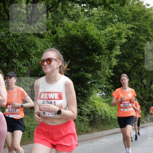 15.06.2025 - REWE Women's Run Jannik Wohlers http://msf.ph/oto/7970597 15.06.2025 10:05:39 Laufen 5311, 5281, 5365 meine-sportfotos.de