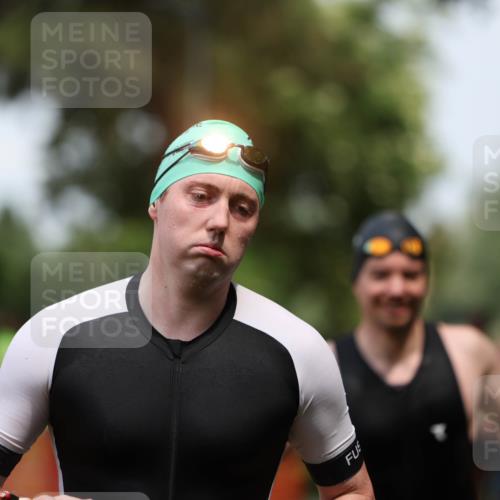 15.06.2025 - 7 Türme Triathlon Michael Strokosch http://msf.ph/oto/7970600 15.06.2025 12:58:16 Schwimmen 192, 704, 717, 773, 794, 795, 798, 807, 815, 853, 935, 938, 956, 974, 1044, 1052, 1059, 1069, 1085, 1102, 1106, 1127, 1141, 1143, 1162, 1186, 1187, 1193 meine-sportfotos.de