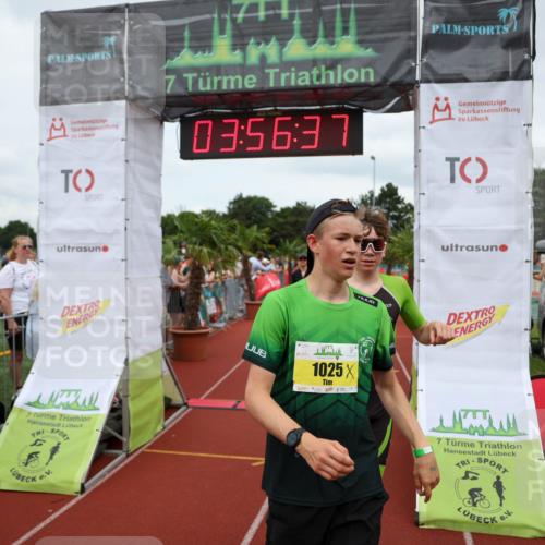 15.06.2025 - 7 Türme Triathlon Michael Strokosch http://msf.ph/oto/7970605 15.06.2025 13:56:36 Ziel 410, 741, 896, 996, 1025 meine-sportfotos.de