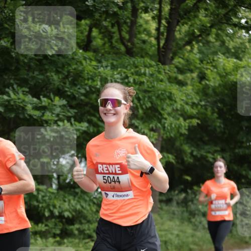 15.06.2025 - REWE Women's Run Jannik Wohlers http://msf.ph/oto/7970669 15.06.2025 10:05:46 Laufen 5044, 6697 meine-sportfotos.de