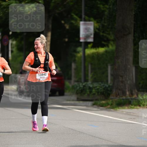 15.06.2025 - REWE Women's Run Dr. Thomas Lammeyer http://msf.ph/oto/7970680 15.06.2025 09:59:46 Laufen 10842 meine-sportfotos.de
