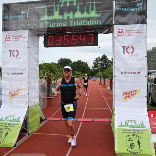 15.06.2025 - 7 Türme Triathlon Michael Strokosch http://msf.ph/oto/7970682 15.06.2025 13:56:43 Ziel 658, 769, 896, 996, 1029 meine-sportfotos.de