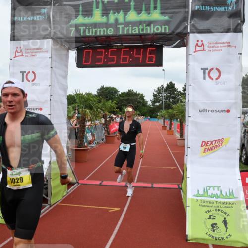 15.06.2025 - 7 Türme Triathlon Michael Strokosch http://msf.ph/oto/7970699 15.06.2025 13:56:45 Ziel 658, 769, 896, 996, 1029 meine-sportfotos.de