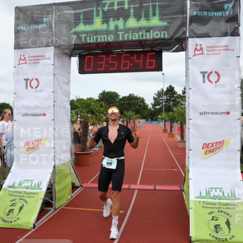 15.06.2025 - 7 Türme Triathlon Michael Strokosch http://msf.ph/oto/7970715 15.06.2025 13:56:46 Ziel 658, 769, 996, 1029 meine-sportfotos.de