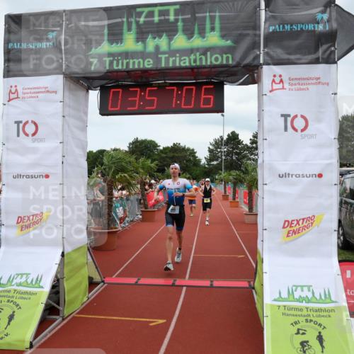 15.06.2025 - 7 Türme Triathlon Michael Strokosch http://msf.ph/oto/7970732 15.06.2025 13:57:05 Ziel 505, 950, 1052 meine-sportfotos.de