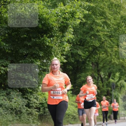 15.06.2025 - REWE Women's Run Jannik Wohlers http://msf.ph/oto/7970755 15.06.2025 10:05:55 Laufen 5169, 5196 meine-sportfotos.de