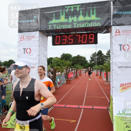 15.06.2025 - 7 Türme Triathlon Michael Strokosch http://msf.ph/oto/7970785 15.06.2025 13:57:09 Ziel 442, 505, 950, 1011, 1052, 1069 meine-sportfotos.de