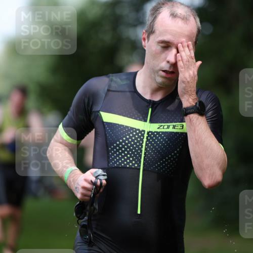 15.06.2025 - 7 Türme Triathlon Michael Strokosch http://msf.ph/oto/7970809 15.06.2025 12:58:37 Schwimmen 739, 794, 795, 807, 815, 832, 884, 899, 935, 938, 953, 1005, 1007, 1044, 1057, 1059, 1102, 1139, 1143, 1146, 1168, 1180, 1187 meine-sportfotos.de