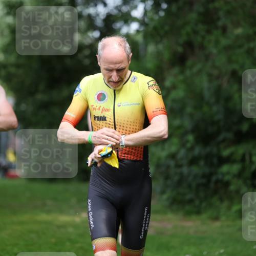 15.06.2025 - 7 Türme Triathlon Michael Strokosch http://msf.ph/oto/7970816 15.06.2025 12:58:38 Schwimmen 739, 794, 795, 807, 815, 826, 832, 884, 899, 935, 938, 953, 1005, 1007, 1044, 1057, 1059, 1102, 1134, 1139, 1143, 1146, 1168, 1180, 1187 meine-sportfotos.de