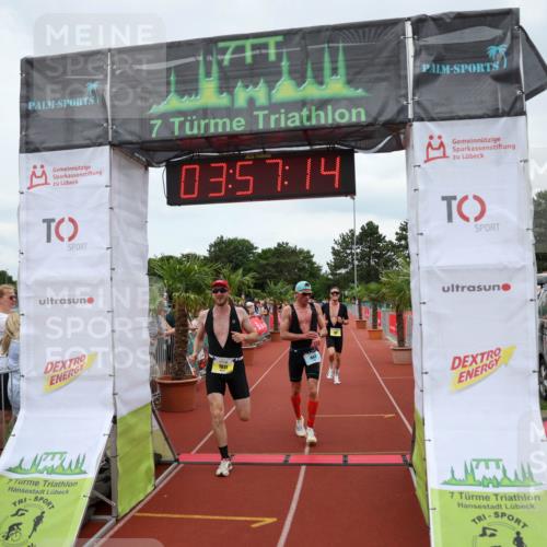 15.06.2025 - 7 Türme Triathlon Michael Strokosch http://msf.ph/oto/7970844 15.06.2025 13:57:13 Ziel 442, 505, 734, 950, 1011, 1052, 1069 meine-sportfotos.de