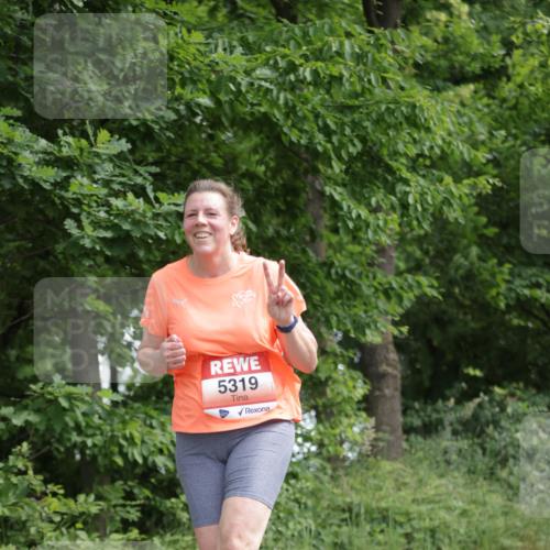 15.06.2025 - REWE Women's Run Jannik Wohlers http://msf.ph/oto/7970867 15.06.2025 10:06:00 Laufen 5319 meine-sportfotos.de