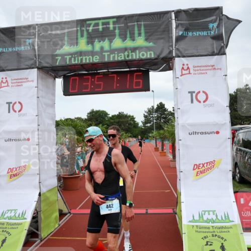 15.06.2025 - 7 Türme Triathlon Michael Strokosch http://msf.ph/oto/7970875 15.06.2025 13:57:15 Ziel 442, 734, 950, 1011, 1052, 1069 meine-sportfotos.de
