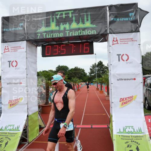 15.06.2025 - 7 Türme Triathlon Michael Strokosch http://msf.ph/oto/7970879 15.06.2025 13:57:16 Ziel 442, 734, 818, 950, 1011, 1069 meine-sportfotos.de