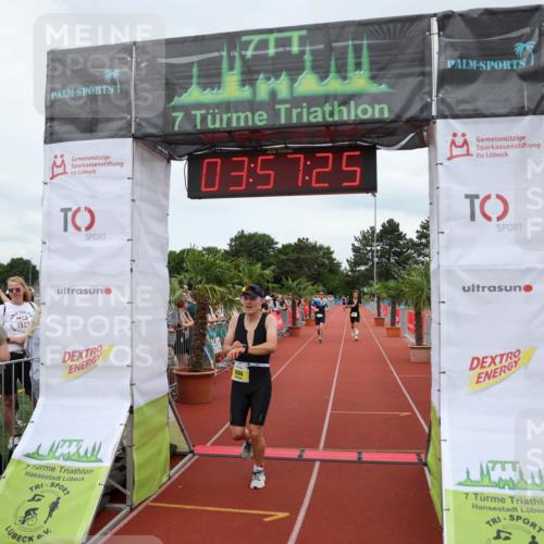 15.06.2025 - 7 Türme Triathlon Michael Strokosch http://msf.ph/oto/7970922 15.06.2025 13:57:25 Ziel 804, 818, 1004, 1153 meine-sportfotos.de