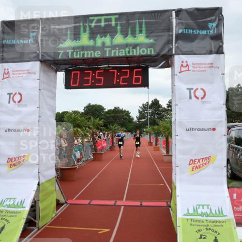 15.06.2025 - 7 Türme Triathlon Michael Strokosch http://msf.ph/oto/7970931 15.06.2025 13:57:26 Ziel 804, 818, 1004, 1153 meine-sportfotos.de