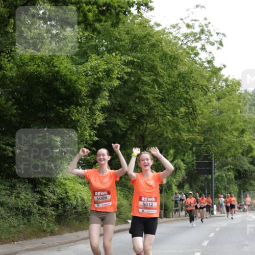 15.06.2025 - REWE Women's Run Jannik Wohlers http://msf.ph/oto/7970933 15.06.2025 10:06:07 Laufen 5009, 5012 meine-sportfotos.de