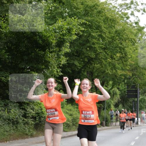 15.06.2025 - REWE Women's Run Jannik Wohlers http://msf.ph/oto/7970955 15.06.2025 10:06:08 Laufen 5009, 5012 meine-sportfotos.de