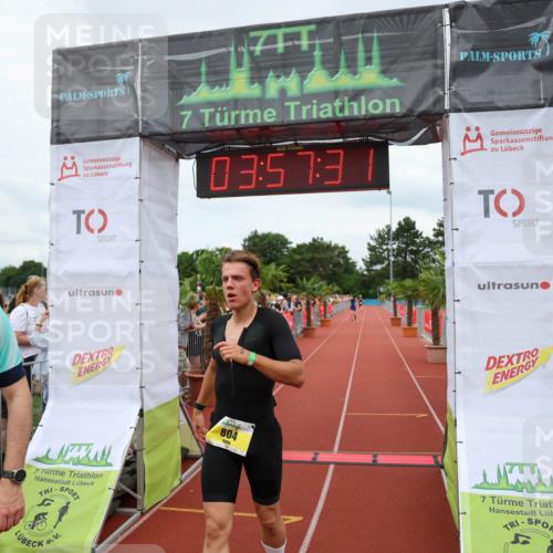 15.06.2025 - 7 Türme Triathlon Michael Strokosch http://msf.ph/oto/7970983 15.06.2025 13:57:31 Ziel 804, 1004, 1153 meine-sportfotos.de