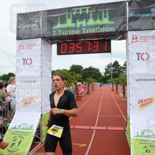 15.06.2025 - 7 Türme Triathlon Michael Strokosch http://msf.ph/oto/7970989 15.06.2025 13:57:31 Ziel 804, 1004, 1153 meine-sportfotos.de