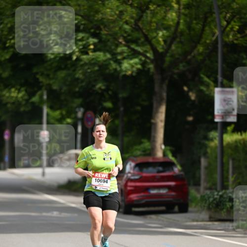 15.06.2025 - REWE Women's Run Dr. Thomas Lammeyer http://msf.ph/oto/7971007 15.06.2025 10:00:12 Laufen 10694 meine-sportfotos.de