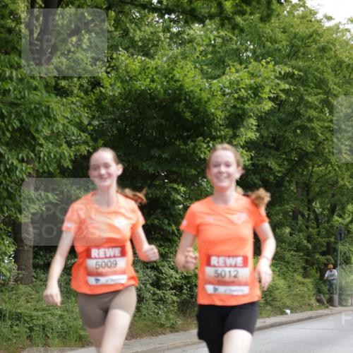 15.06.2025 - REWE Women's Run Jannik Wohlers http://msf.ph/oto/7971011 15.06.2025 10:06:09 Laufen 5009, 5012 meine-sportfotos.de