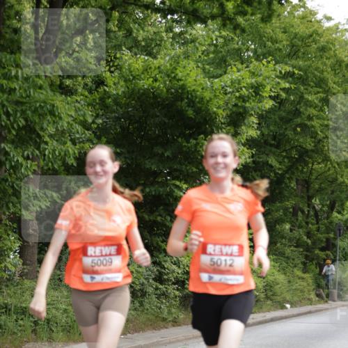 15.06.2025 - REWE Women's Run Jannik Wohlers http://msf.ph/oto/7971015 15.06.2025 10:06:09 Laufen 5009, 5012 meine-sportfotos.de