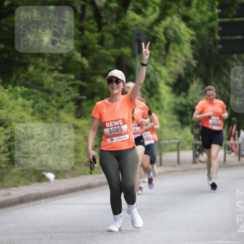 15.06.2025 - REWE Women's Run Jannik Wohlers http://msf.ph/oto/7971029 15.06.2025 10:06:13 Laufen 5085, 55, 567 meine-sportfotos.de