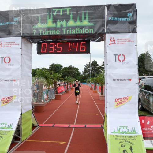 15.06.2025 - 7 Türme Triathlon Michael Strokosch http://msf.ph/oto/7971032 15.06.2025 13:57:46 Ziel 767, 1077 meine-sportfotos.de