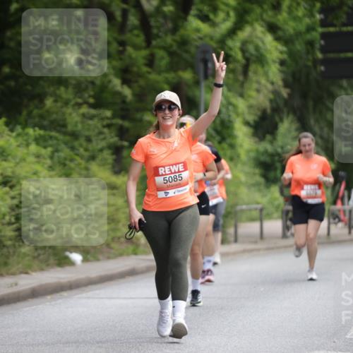 15.06.2025 - REWE Women's Run Jannik Wohlers http://msf.ph/oto/7971037 15.06.2025 10:06:14 Laufen 5085 meine-sportfotos.de