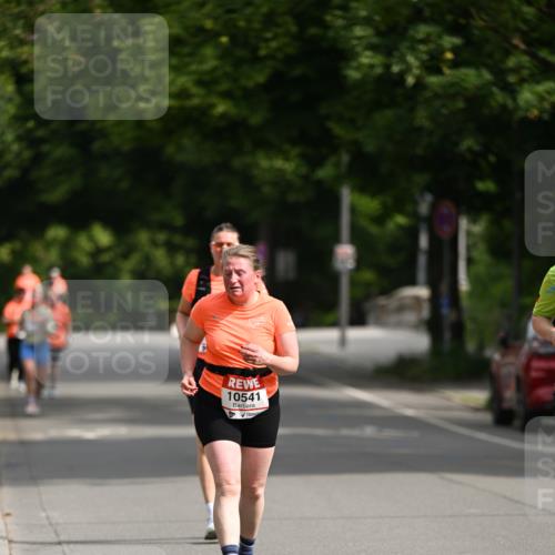 15.06.2025 - REWE Women's Run Dr. Thomas Lammeyer http://msf.ph/oto/7971049 15.06.2025 10:00:14 Laufen 10541 meine-sportfotos.de