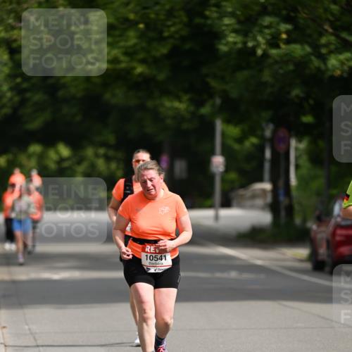 15.06.2025 - REWE Women's Run Dr. Thomas Lammeyer http://msf.ph/oto/7971054 15.06.2025 10:00:14 Laufen 10541 meine-sportfotos.de