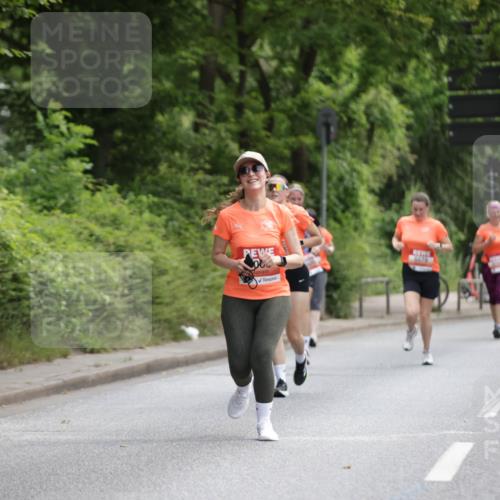 15.06.2025 - REWE Women's Run Jannik Wohlers http://msf.ph/oto/7971084 15.06.2025 10:06:14 Laufen 6679 meine-sportfotos.de