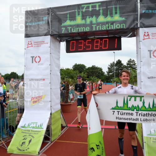 15.06.2025 - 7 Türme Triathlon Michael Strokosch http://msf.ph/oto/7971087 15.06.2025 13:58:00 Ziel 566 meine-sportfotos.de