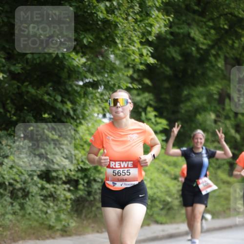 15.06.2025 - REWE Women's Run Jannik Wohlers http://msf.ph/oto/7971139 15.06.2025 10:06:18 Laufen 5655, 506 meine-sportfotos.de
