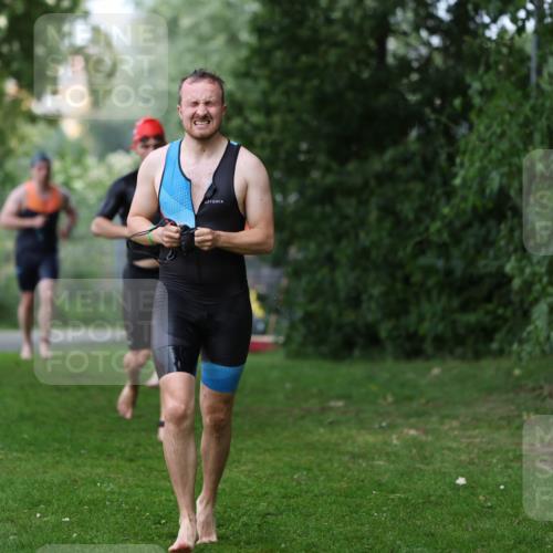 15.06.2025 - 7 Türme Triathlon Michael Strokosch http://msf.ph/oto/7971191 15.06.2025 12:59:26 Schwimmen 743, 750, 754, 816, 875, 892, 975, 1063, 1082, 1088, 1097 meine-sportfotos.de